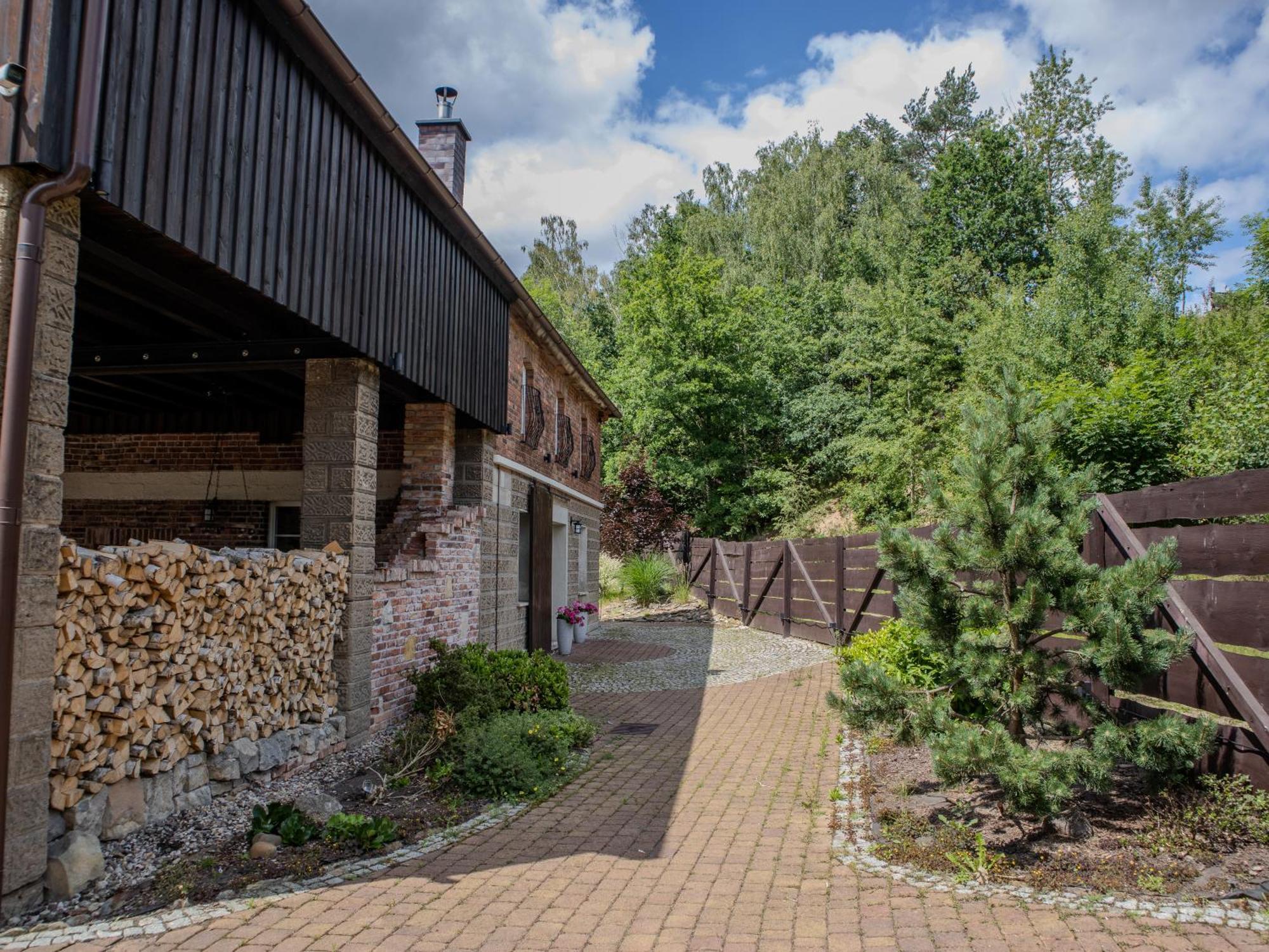 Villa Na Uboczu Gryfów Śląski Exterior foto